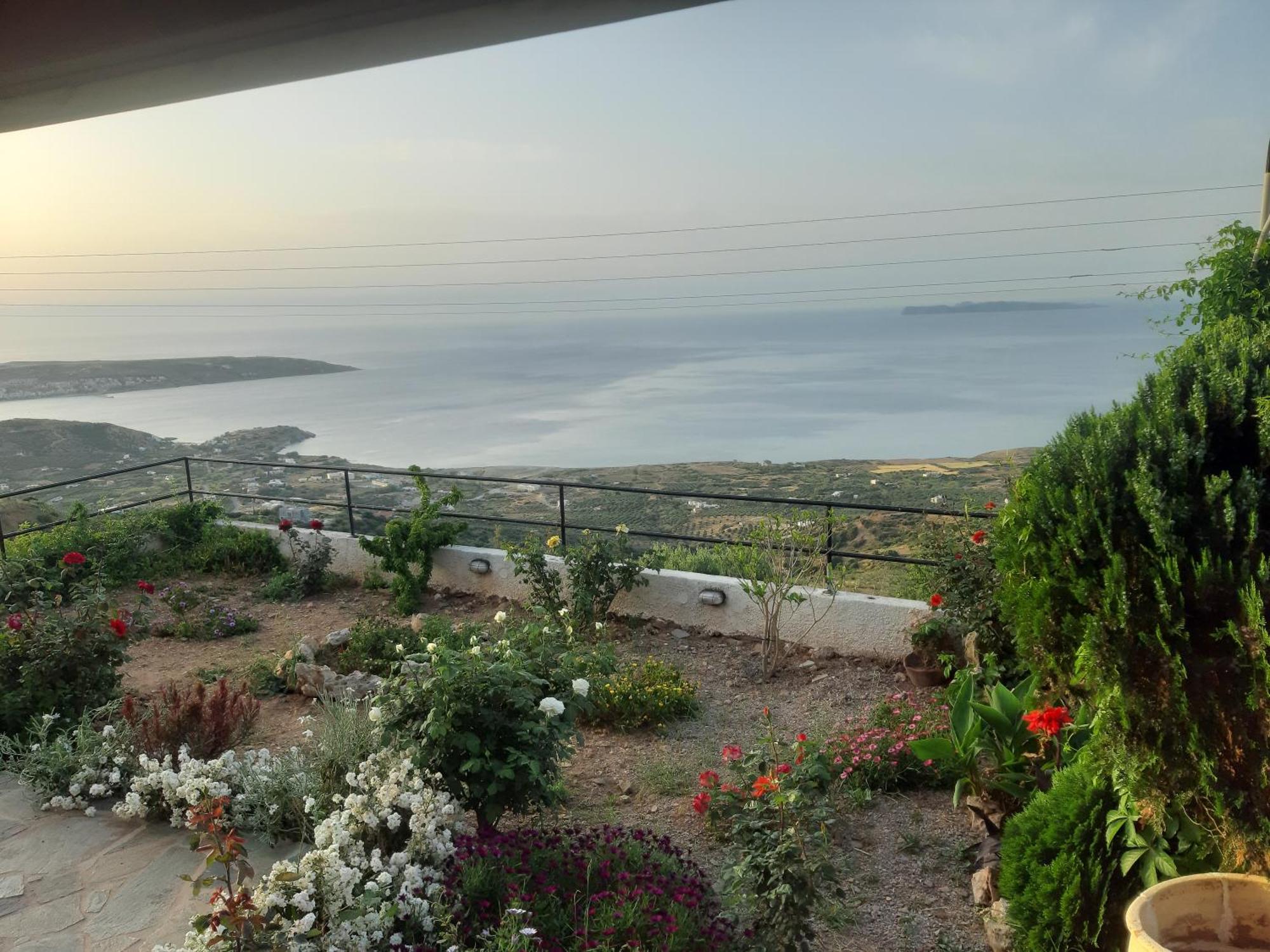 Roussa'S View Apartments سيتيا الغرفة الصورة